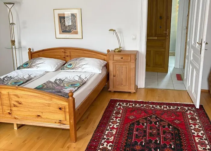 诺伊贝特博士酒店