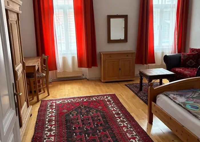 Dr. Neubert * Krems an der Donau